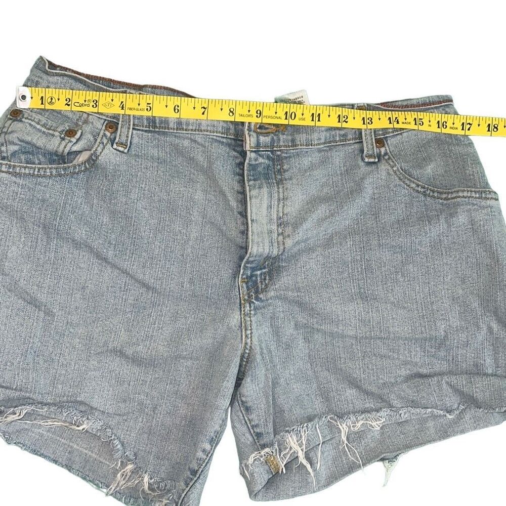 Levi’s 550 Shorts - Picture 4 of 7